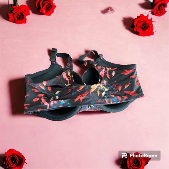 Torrid Bra- like new worn once - Picture 3 of 5